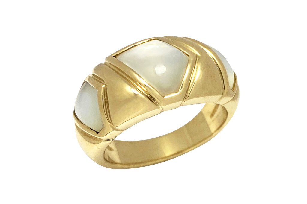 BVLGARI 【ブルガリ】K18白蝶貝リング (NO.128631) – JEX宝石