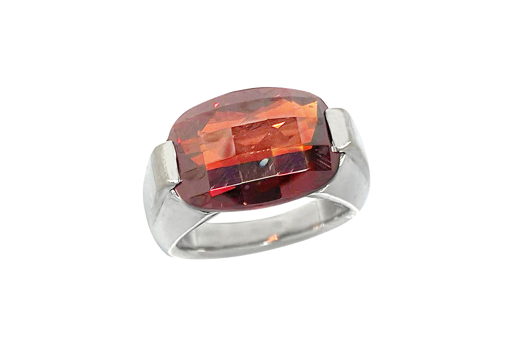 Garnet K18WGガーネットリング (NO.49576)