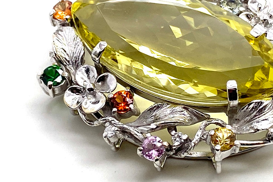 Citrine K18WGシトリン サファイヤ ガーネット ダイヤモンドペントップ(No.49864)
