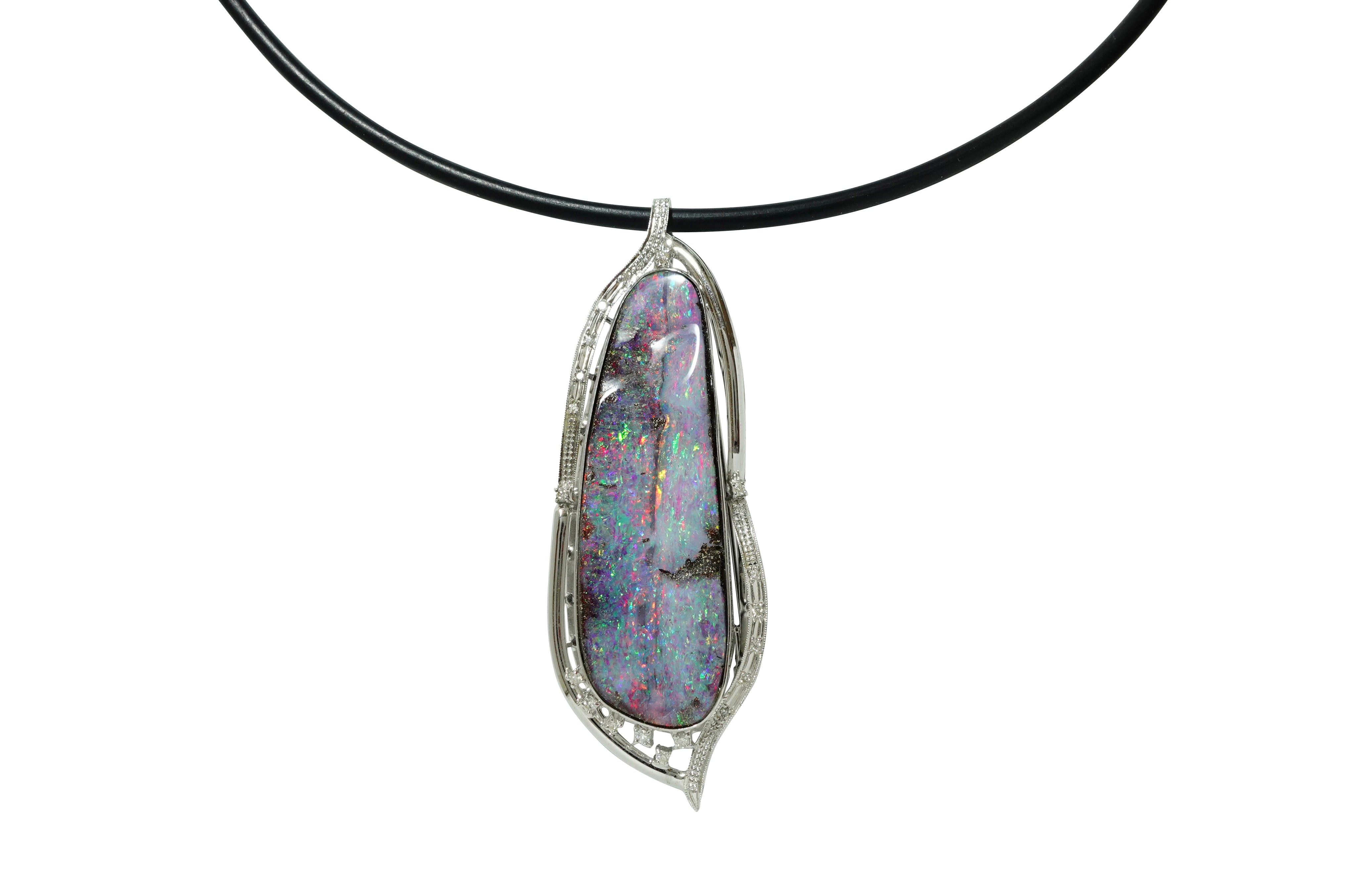 ボルダーオパール　トップ Boulder Opal K18WGボルダーオパール ダイヤモンドペントップ兼