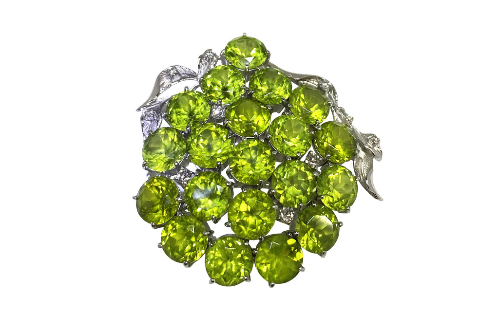 Peridot K18WGペリドット ダイヤモンドペントップ兼ブローチ (NO.49911)