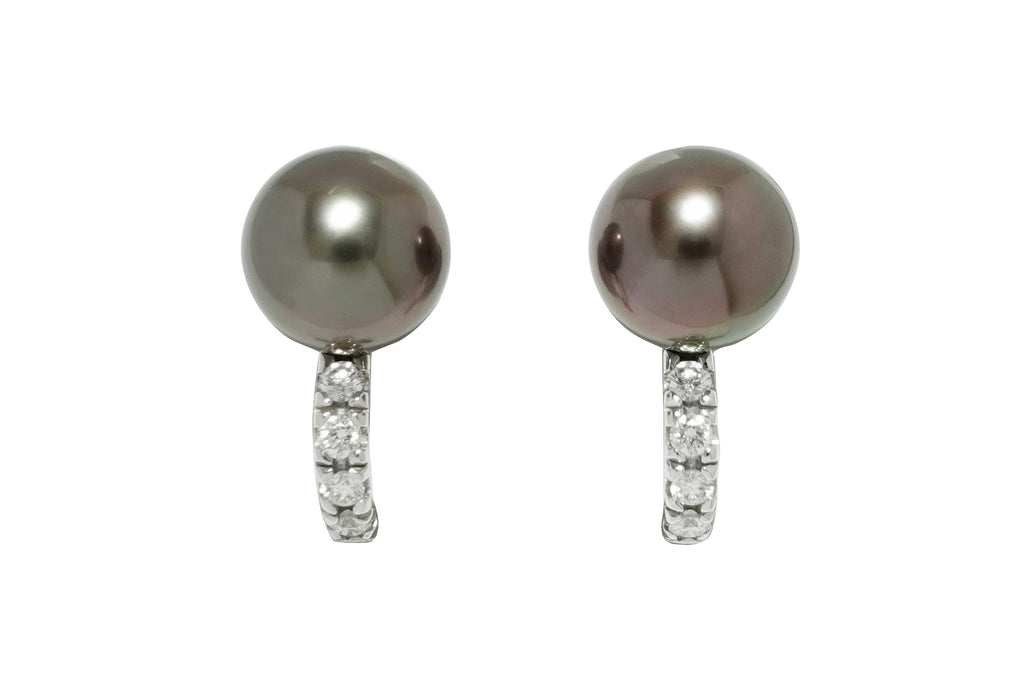 【MIKIMOTO】 ミキモト　黒蝶真珠　ダイヤ付ピアス MIKIMOTO【ミキモト】K18WG黒蝶パール ダイヤモンドイヤリング (NO