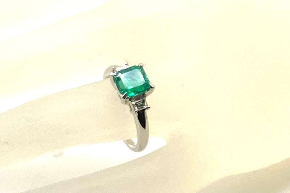 3*B様 刻印本物保証！最高級PT900 天然エメラルド1.94ct ダイヤ0. Emerald Pt900エメラルド ダイヤモンドリング (NO.50363) – JEX宝石