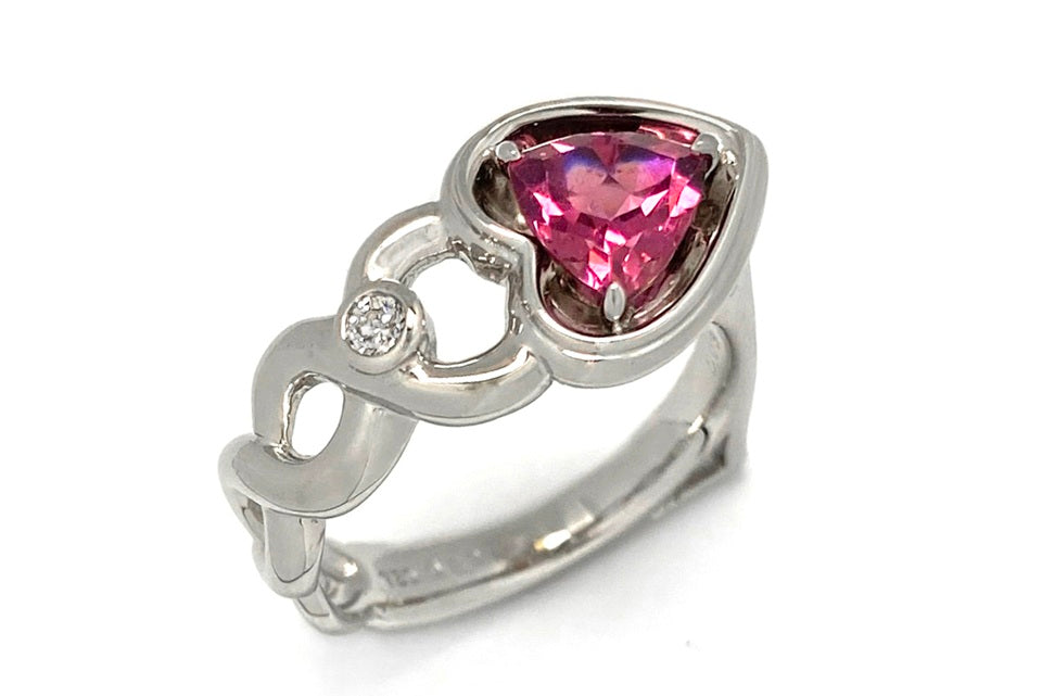 【梶光夫】K18WGピンクトルマリン ダイヤモンドリング(No.62297-B)