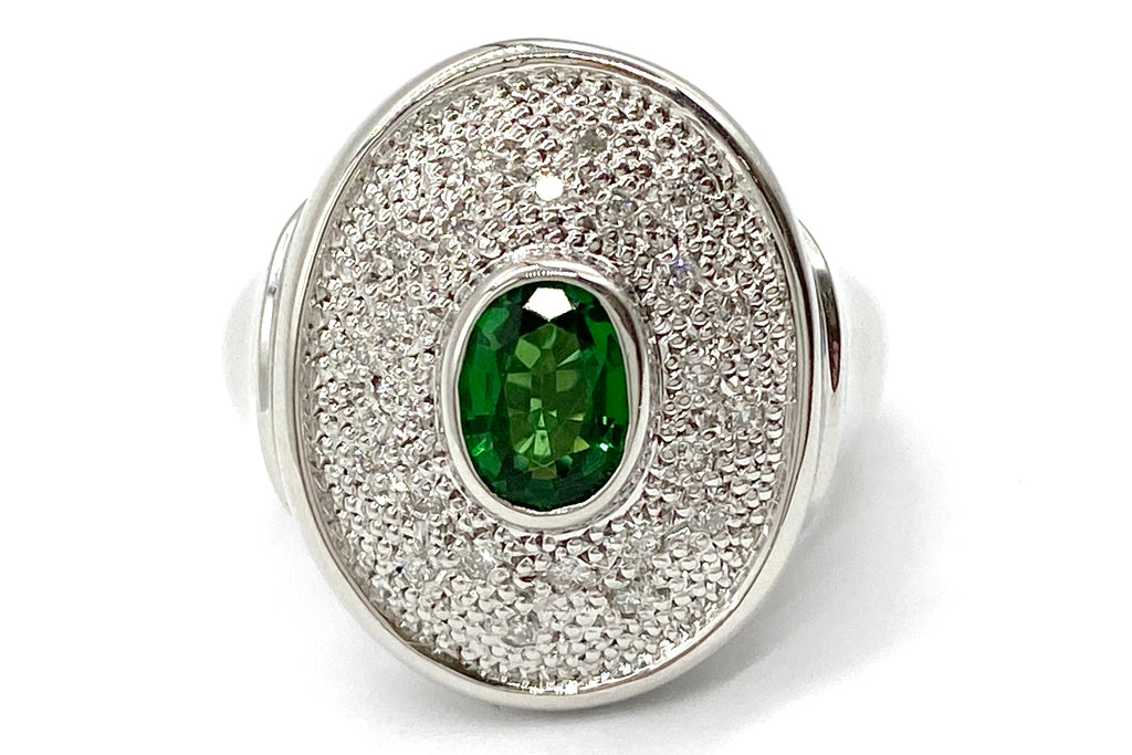 Green Garnet Pt900/K18WGグリーンガーネット ダイヤモンドリング (NO.48768)