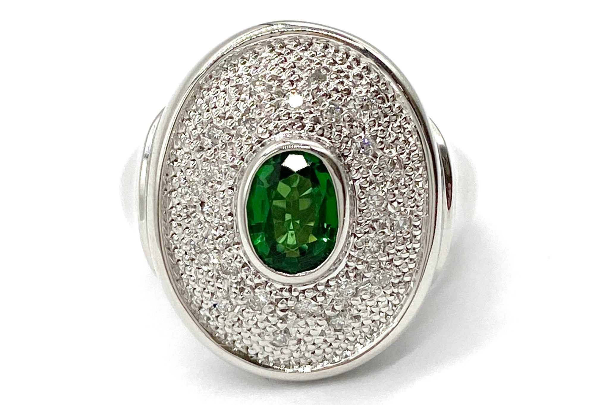 Green Garnet Pt900/K18WGグリーンガーネット ダイヤモンドリング (NO.48768)