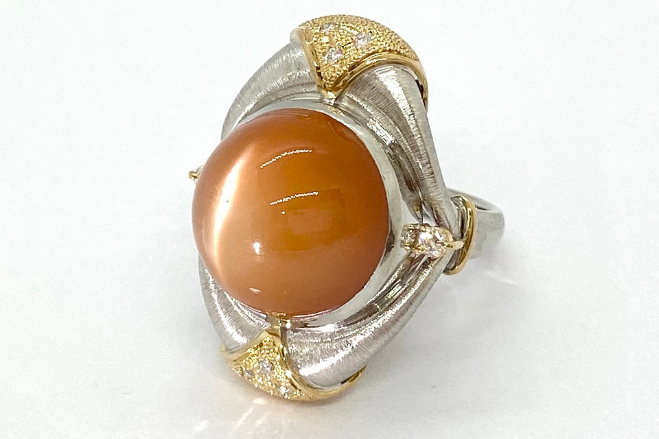 Orange Moonstone Pt900/K18オレンジムーンストーン ダイヤリング (NO.127998)