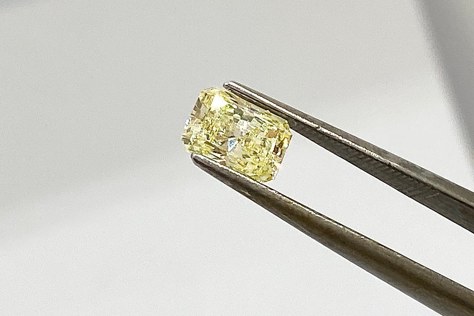 Yellow Diamond イエローダイヤモンドルース (NO.128161)