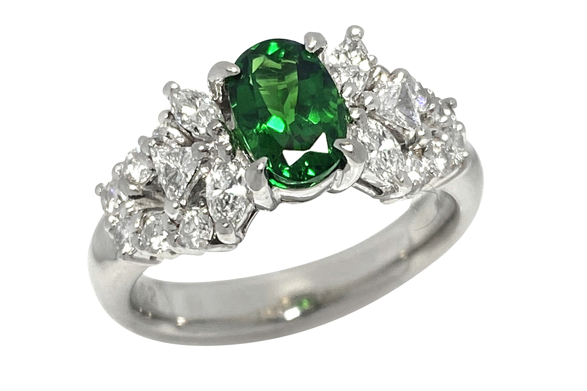 Green Garnet Pt900グリーンガーネット ダイヤモンドリング (NO.128503)