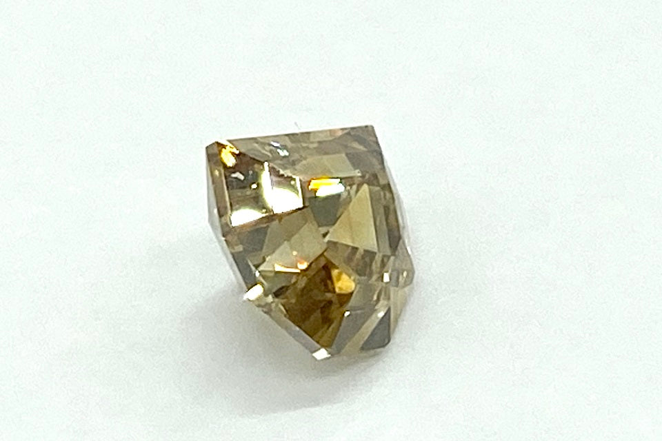 Brown Diamondブラウンダイヤモンドルース (NO.128523)