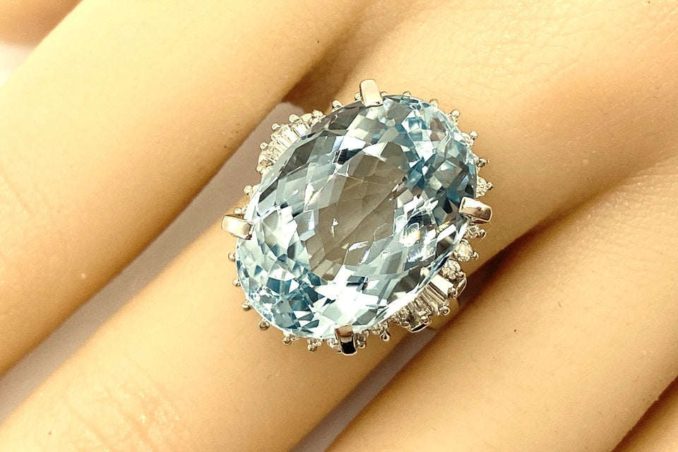 天然大粒 一粒 アクアマリン 2.0ct ダイヤ リング 指輪 K18