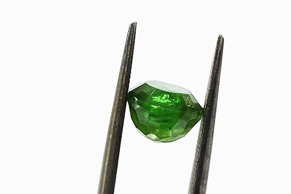 Demantoid Garnet デマントイドガーネットルース　約4ct　大粒 (NO.128783)