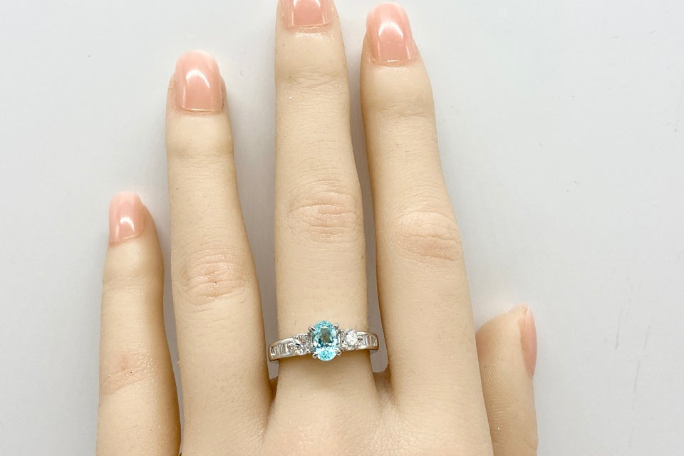 Paraiba Tourmaline Pt900パライバトルマリン ダイヤモンドリング (NO.128872)