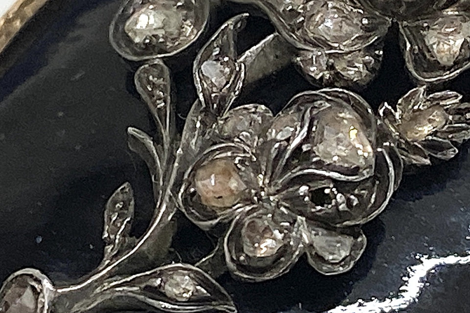 Brown Diamond K9ブラウンダイヤモンド エナメルブローチ (NO.128928)