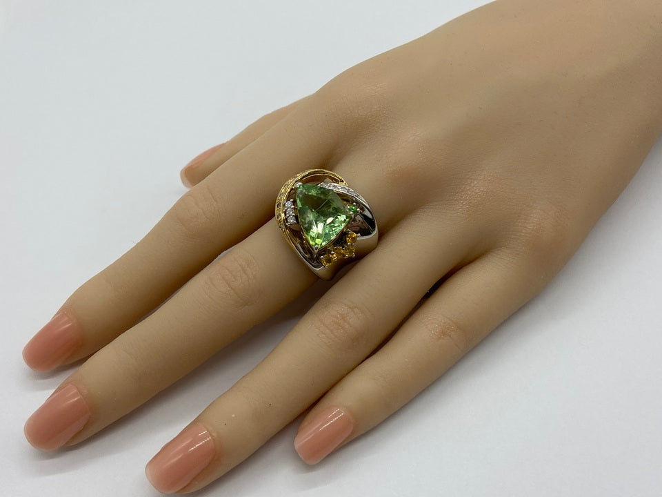 Green Tourmaline K18WG/YGグリーントルマリン イエローサファイヤ グリーンガーネット ダイヤモンドリング (NO.49179)