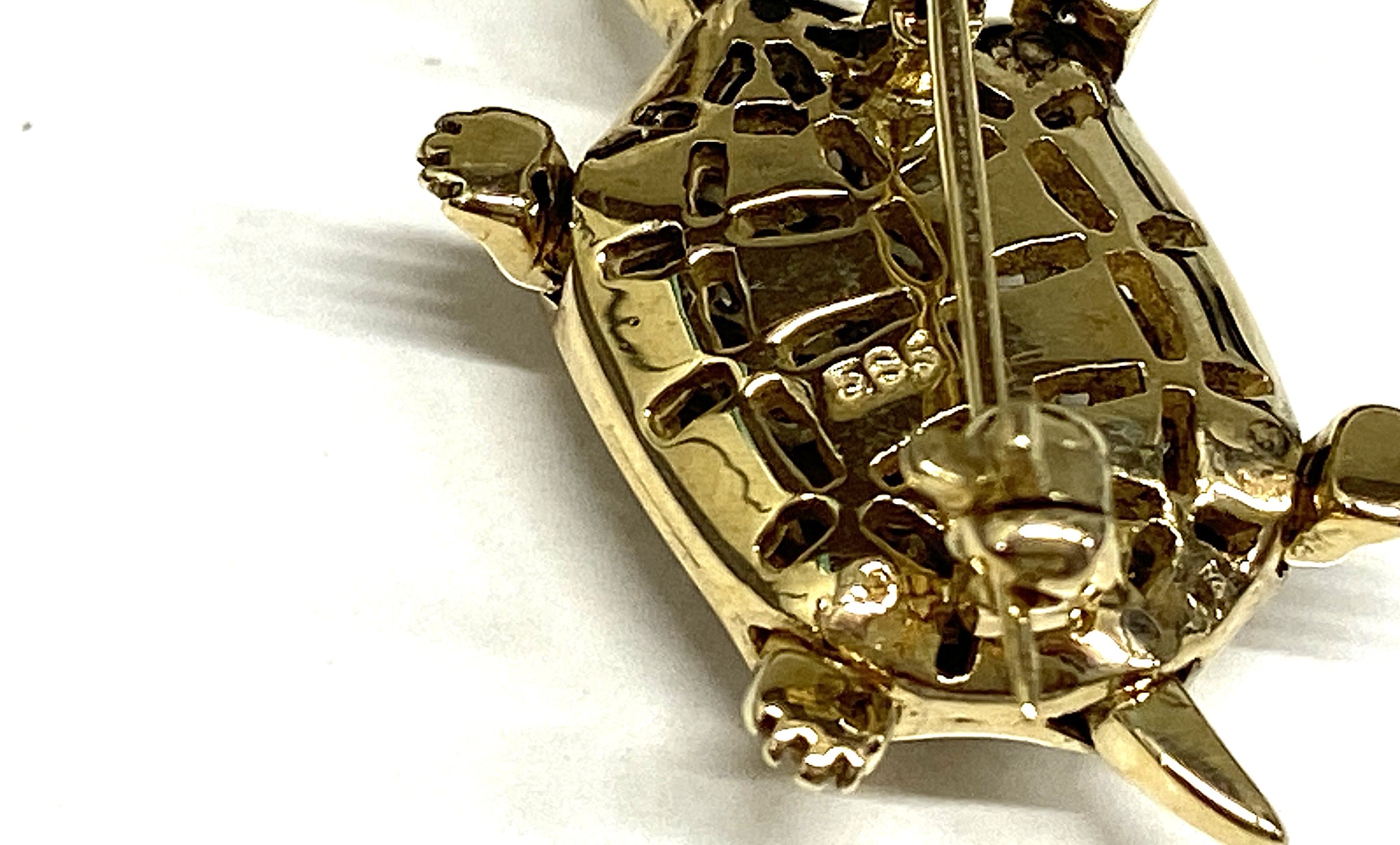 Diamond K14ダイヤモンド ルビーブローチ (NO.49854)