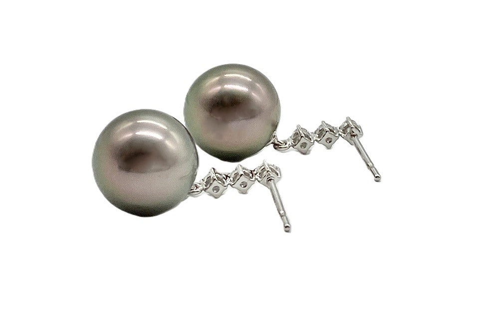 TASAKI 【タサキ】K18WG黒蝶パール ダイヤモンドピアス (NO.62425
