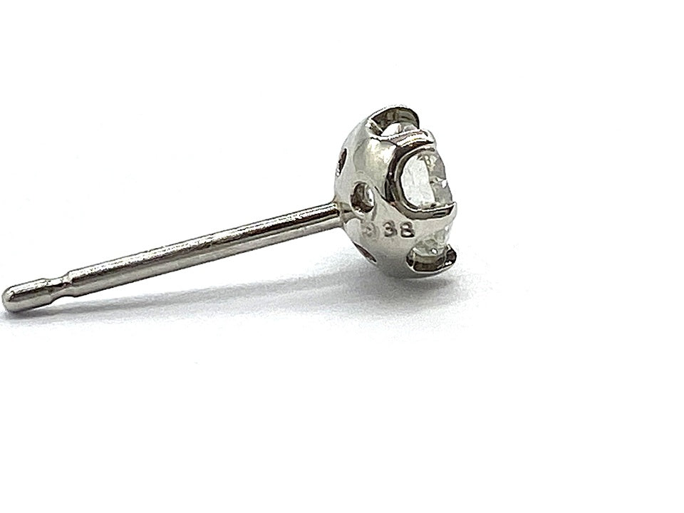 Diamond Pt900ダイヤモンドピアス (NO.128654)
