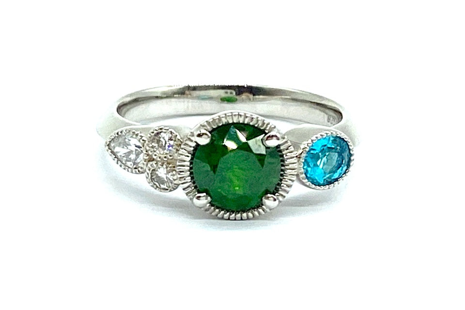 Demantoid Garnet　Pt900デマントイドガーネット パライバトルマリン ダイヤモンドリング(NO.128669-B)