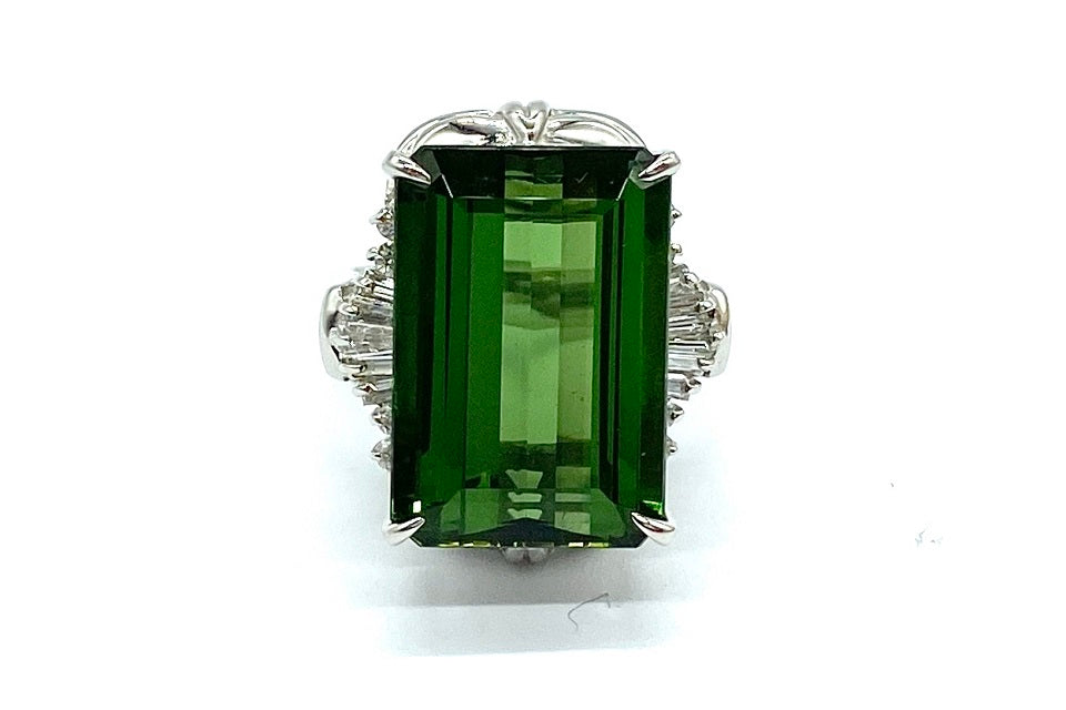 Green Tourmaline Pt900グリーントルマリン ダイヤモンドリング (NO.49242)