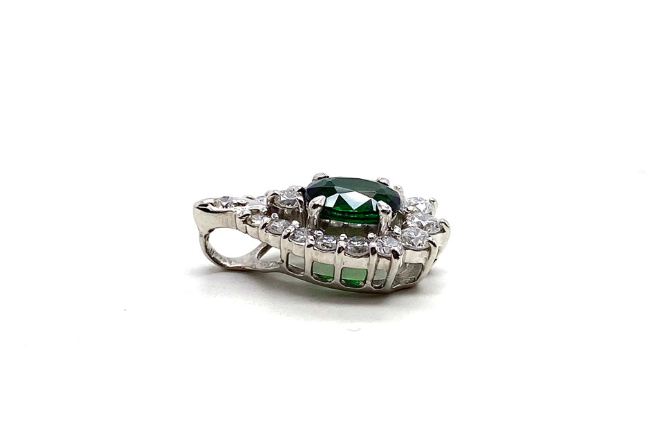 Green Garnet Pt900グリーンガーネット ダイヤモンドペントップ (NO.304170)