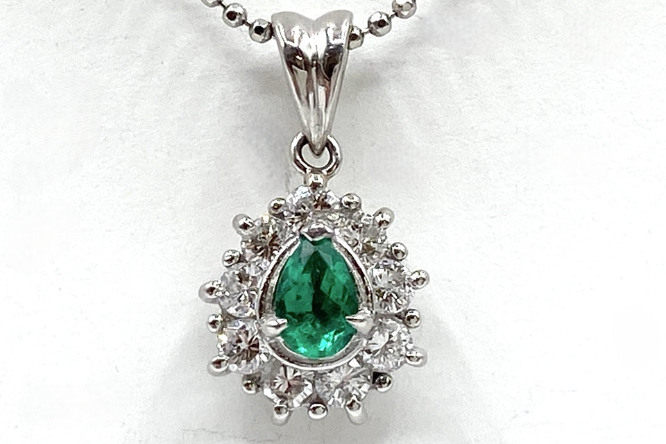 Emerald Pt900/850（NC)エメラルド ダイヤペンダント (NO.304916)