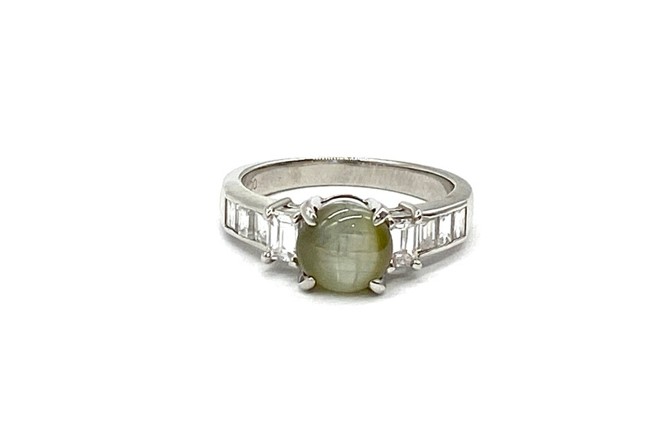 Chrysoberyl Cat’s Eye Pt900クリソベリルキャッツアイ ダイヤモンドリング (NO.305197)