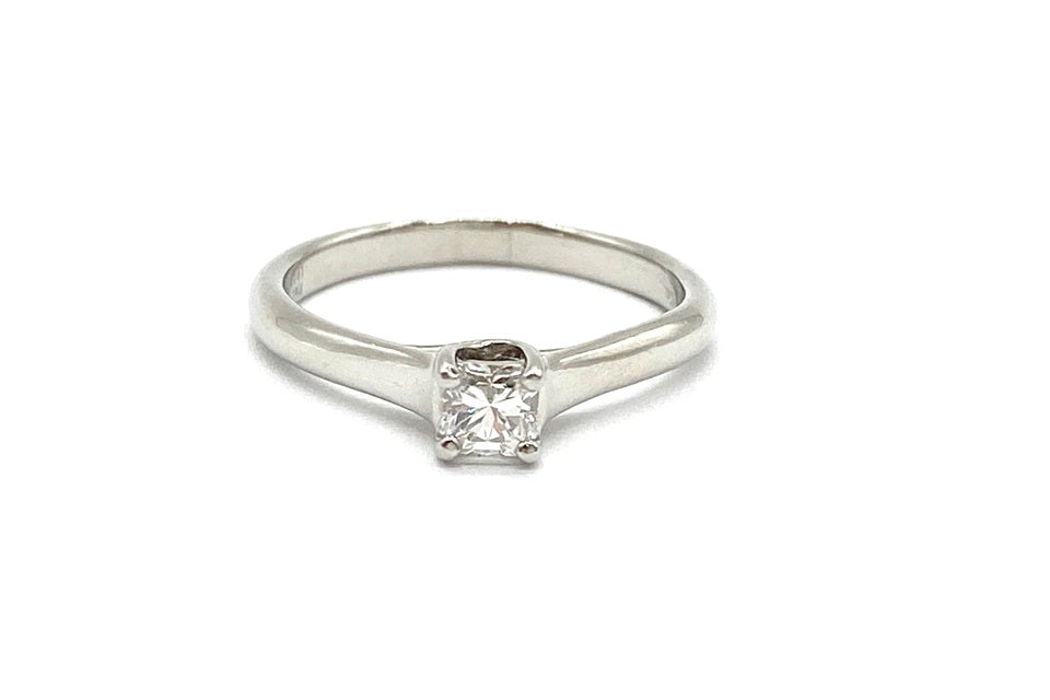 TIFFANY &CO. 【ティファニー】Pt950ダイヤモンドリング (NO.305210)