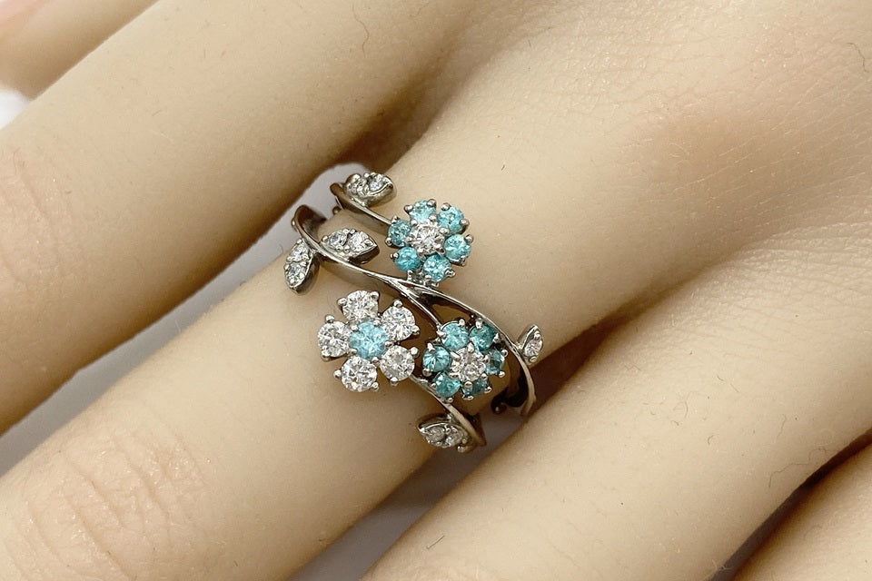 Paraiba Tourmaline Pt950パライバトルマリン ダイヤモンドリング (NO.305275)
