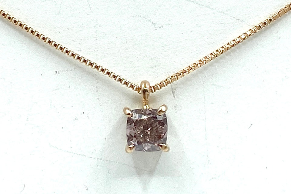 Pink Diamond K18PGピンクダイヤモンドペンダント　　FANCY DEEP　BROWNISH PINK (NO.305333)