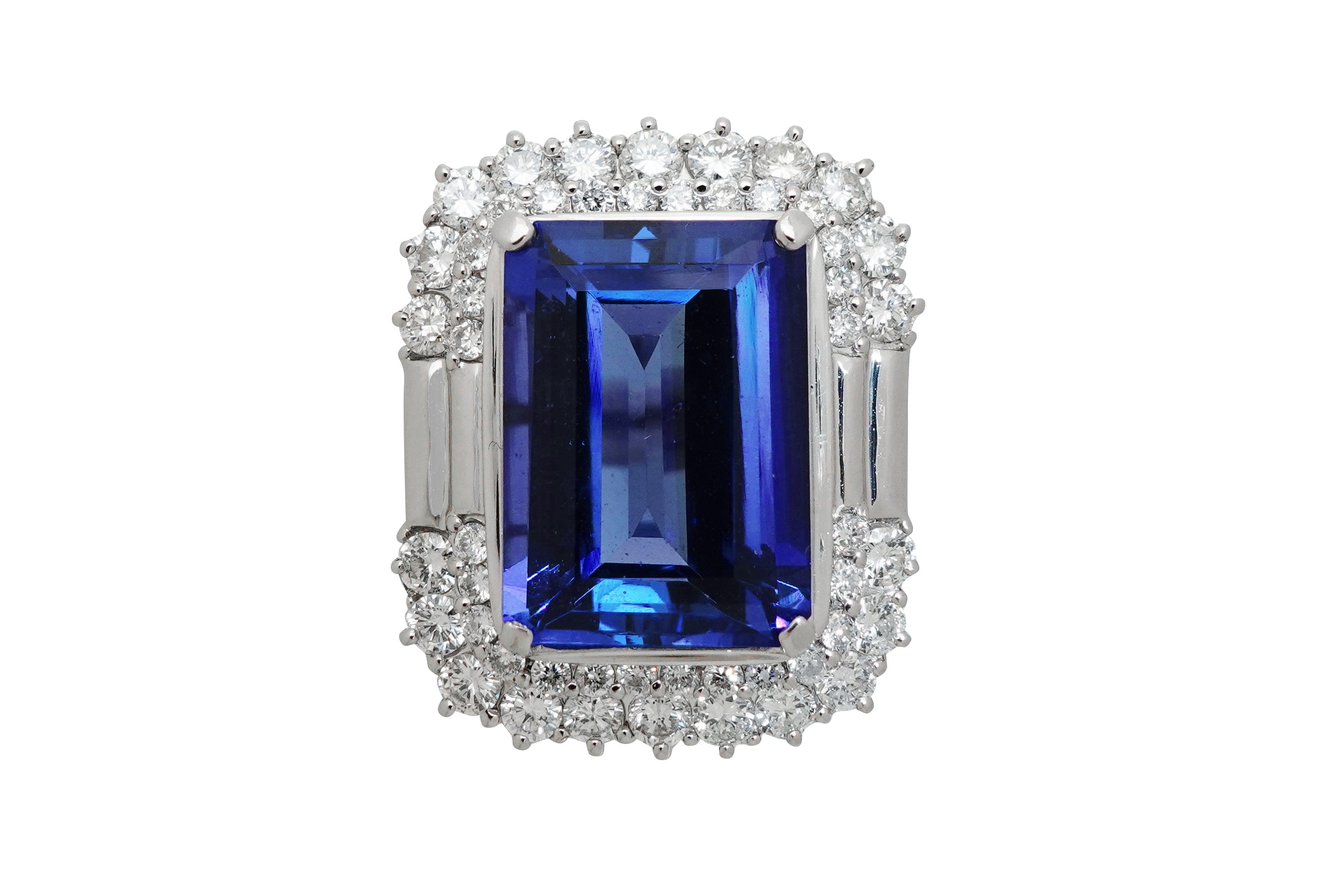 pt900.k18.タンザナイト.(ダイヤ入り) N o.1124. Tanzanite Pt900タンザナイト ダイヤモンドリング (NO.305413