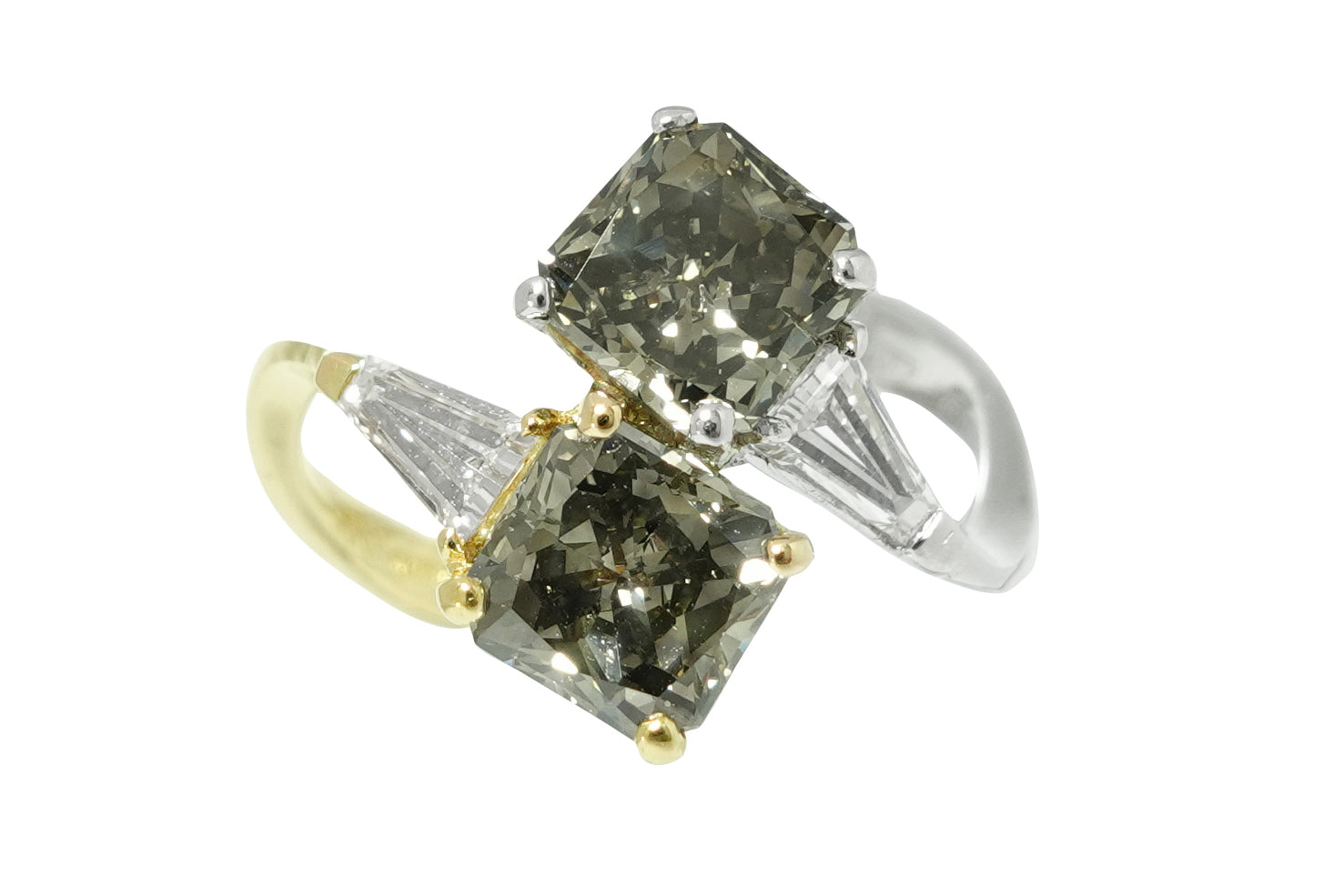 MOUAWAD【モワード】K18/WGグレイ/カラーレスダイヤモンドリング (NO.305430)