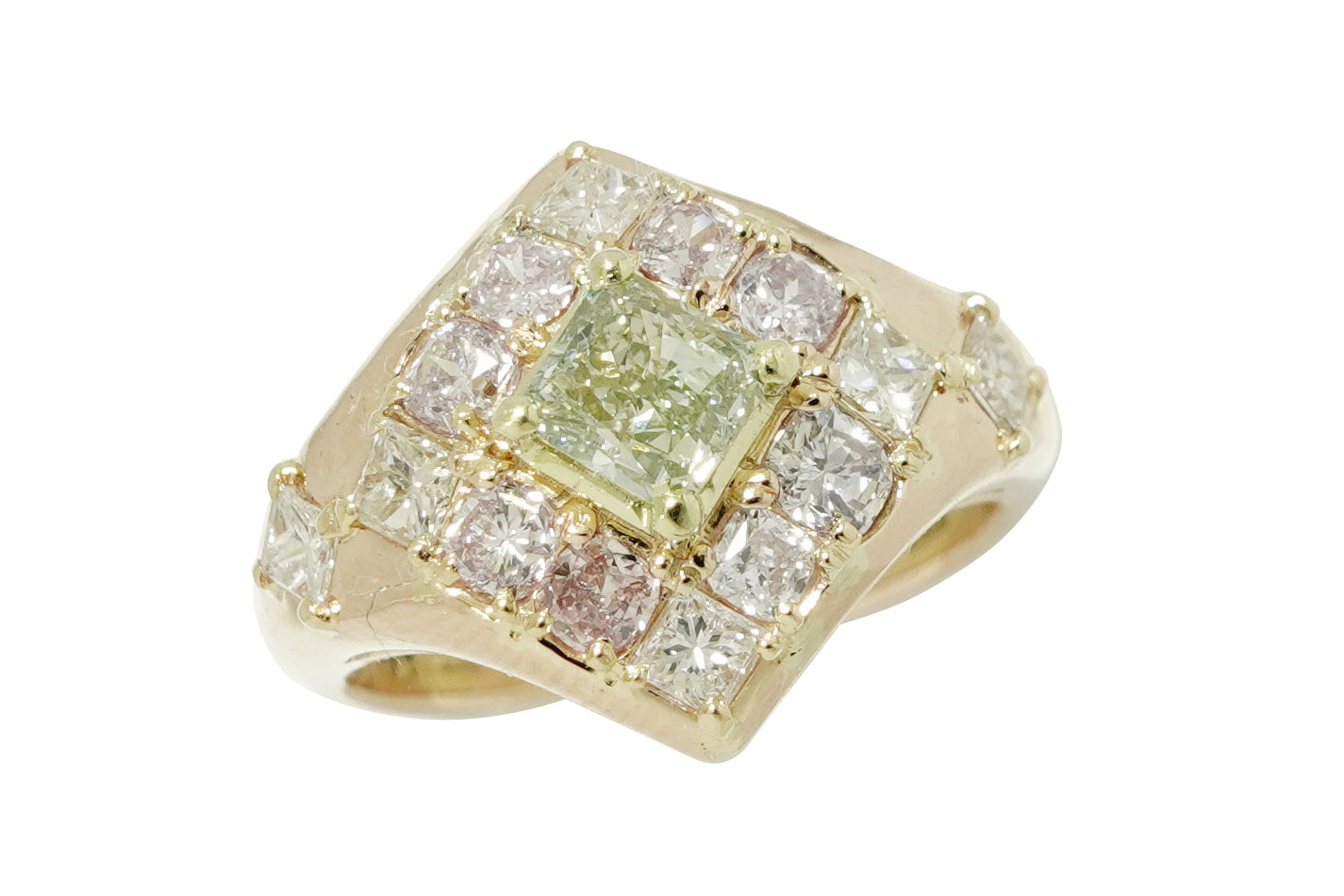 Green Diamond K18グリーン/ピンク/カラーレスダイヤモンドリング GIA