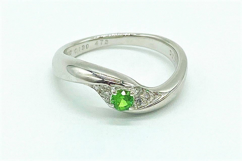 Demantoid Garnet K18WGデマントイド ダイヤモンドリング (NO.48459)