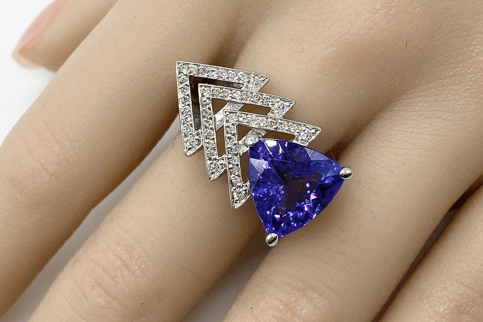 Tanzanite Pt900タンザナイト ダイヤモンドリング (NO.48555)