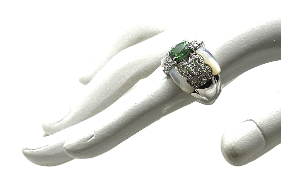 Green Garnet K18WGグリーンガーネット ダイヤモンド シェルリング (NO.48767)