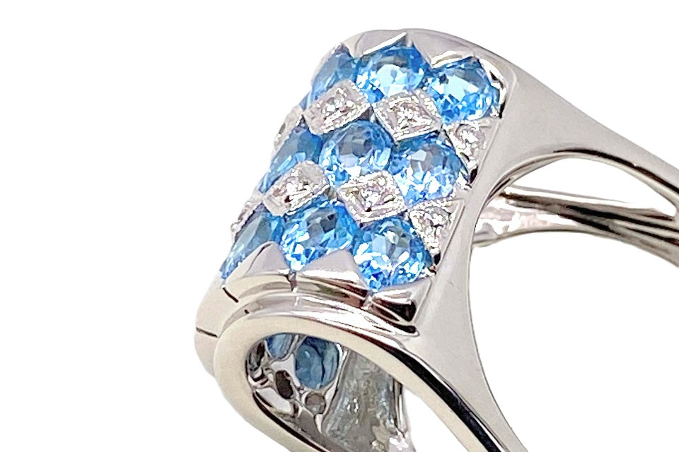 Blue Topaz K18WGブルートパーズ ダイヤモンドリング (NO.48776)