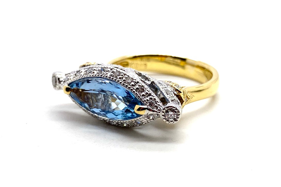 Aquamarine K18/WGアクアマリン ダイヤモンドリング (NO.49144)
