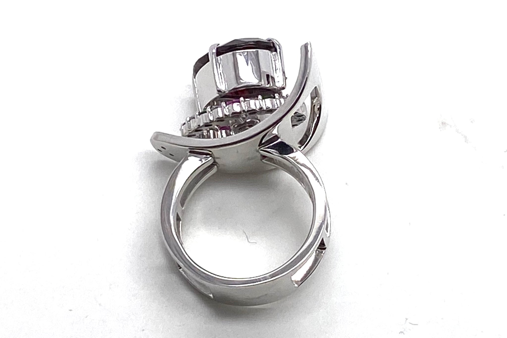 Garnet K18WGガーネット ピンクサファイヤ グリーンガーネット ダイヤモンドリング (NO.49579)