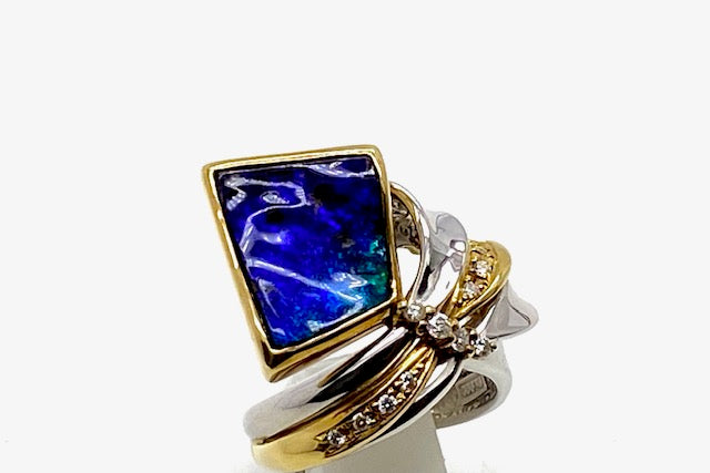 Boulder Opal Pt900/K18ボルダーオパール ダイヤモンドリング (NO