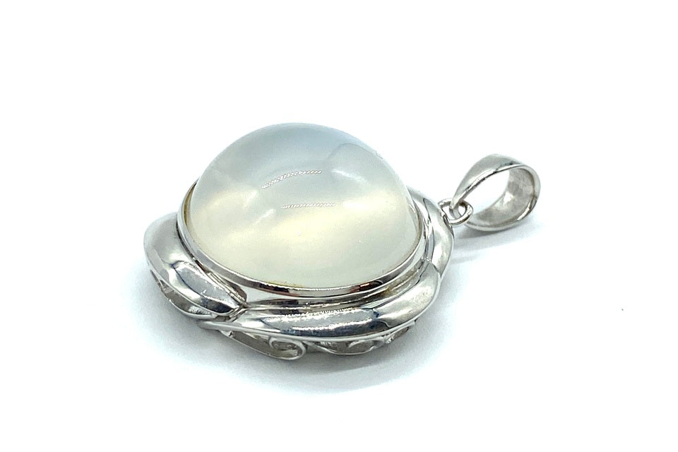 Moonstone K18WGムーンストーンペントップ (NO.49868)