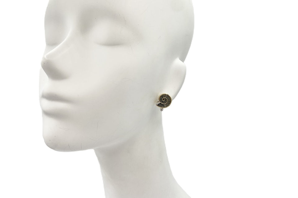 Ammonite K18WG/K14WG(留具)アンモナイト化石 ダイヤモンドイヤリング (NO.50102)