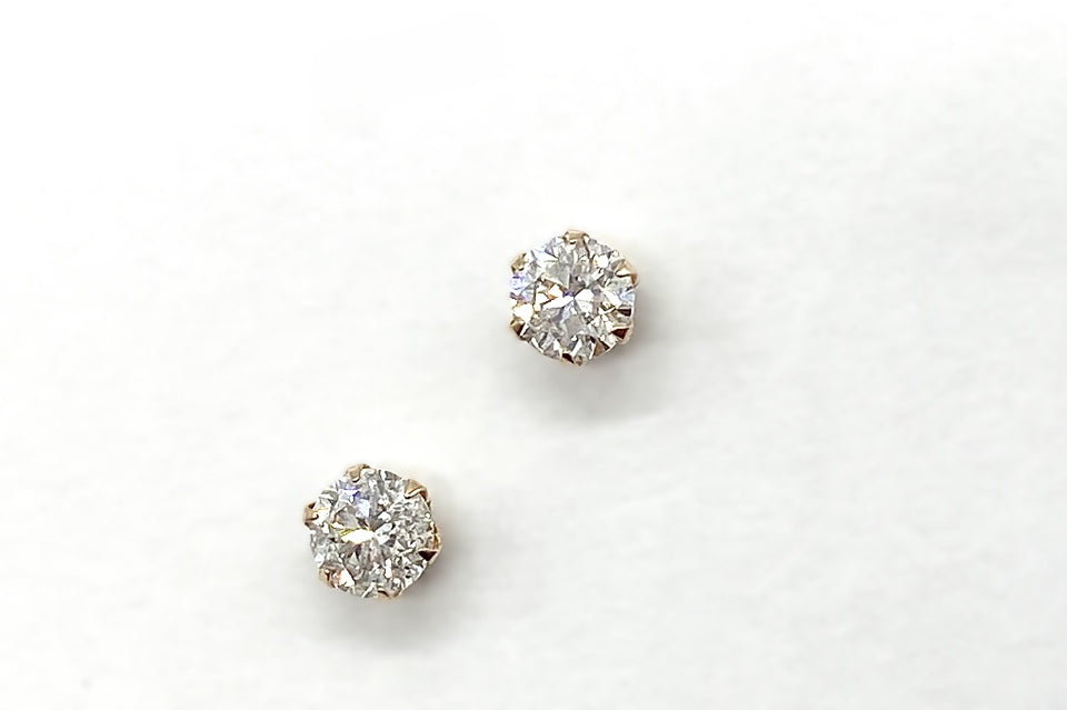 Diamond K18PGダイヤモンドピアス (NO.50180)