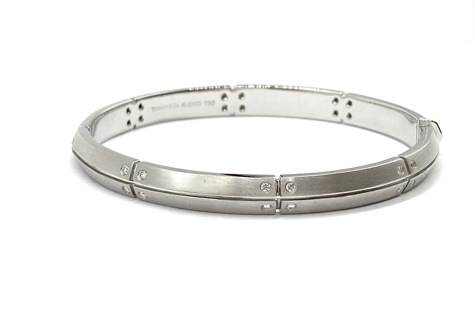 TIFFANY & CO. 【ティファニー】K18WGダイヤバングル (NO.62183)