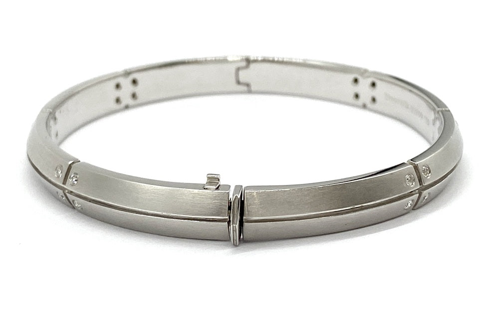 TIFFANY & CO. 【ティファニー】K18WGダイヤバングル (NO.62183)