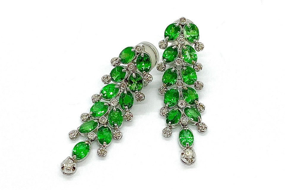 Green Garnet K14WGグリーンガーネット ダイヤモンドイヤリング (No.126609)