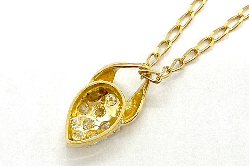 Diamond K18ダイヤペンダント(NO.127438)