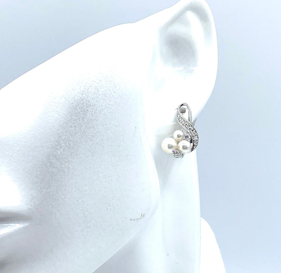 MIKIMOTO 【ミキモト】K14WGアコヤパール ダイヤモンドイヤリング (NO